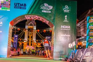 BIB: 4500
                            <button type="button" onclick="openModal(21813728)" class="btn btn-primary btn-sm float-right btn-popup" data-toggle="modal" data-target=".modal-high-quality">
                        <i class="fas fa-shopping-cart"></i> Add to Cart
                    </button>
                                            <button type="button" onclick="isThisMe(21813728, true)" class="btn btn-success btn-sm float-right btn-popup btn-isme hidden" data-toggle="tooltip" data-placement="bottom" title="นี่คือรูปของคุณใช่ไหม คลิกที่นี่เพื่อเอาเข้าอัลบั้ม">
                        <i class="fas fa-plus"></i> Add to album
                    </button>
                    <button type="button" onclick="isThisMe(21813728, false)" class="btn btn-warning btn-sm float-right btn-popup btn-isnotme hidden">
                        <i class="fas fa-ban"></i> Remove from album
                    </button>